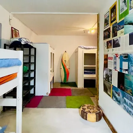 Hostel Carwyns Surf House Seignosse